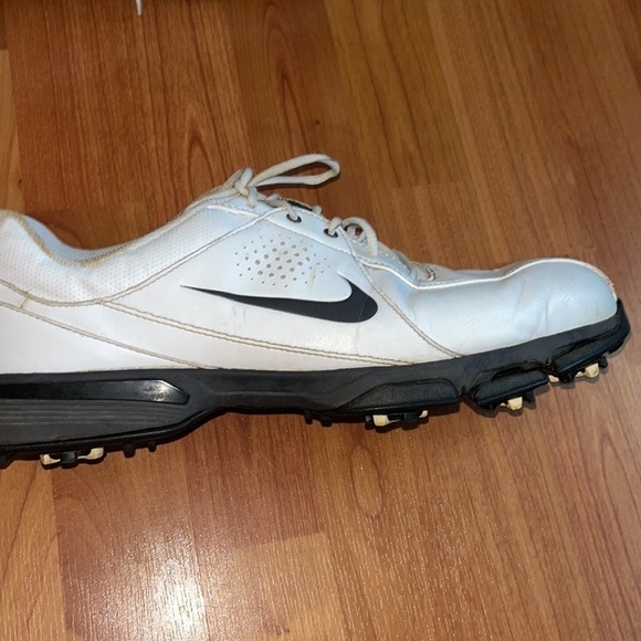 Nike men’s white and black golf shoes Size 11W main image 7